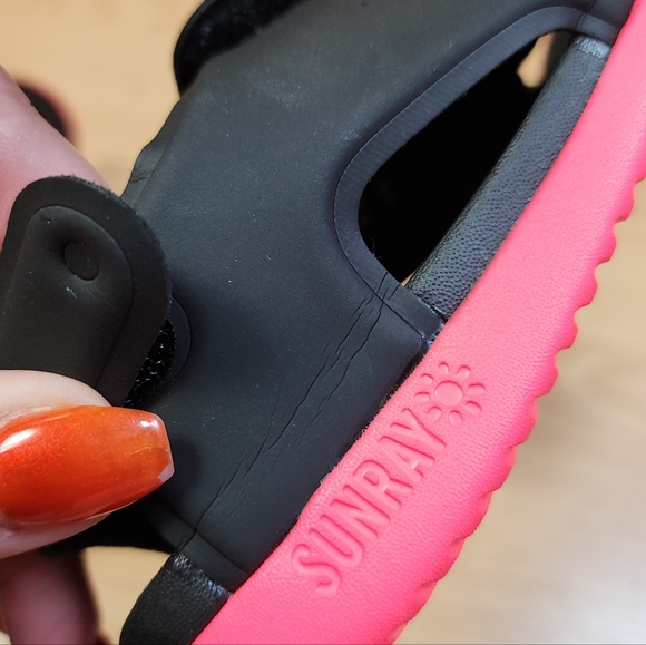 NWT Nike Sunray Adjust 5 Sandals Water Swim Shoes Black Pink Size 9 - Picture 8 of 14